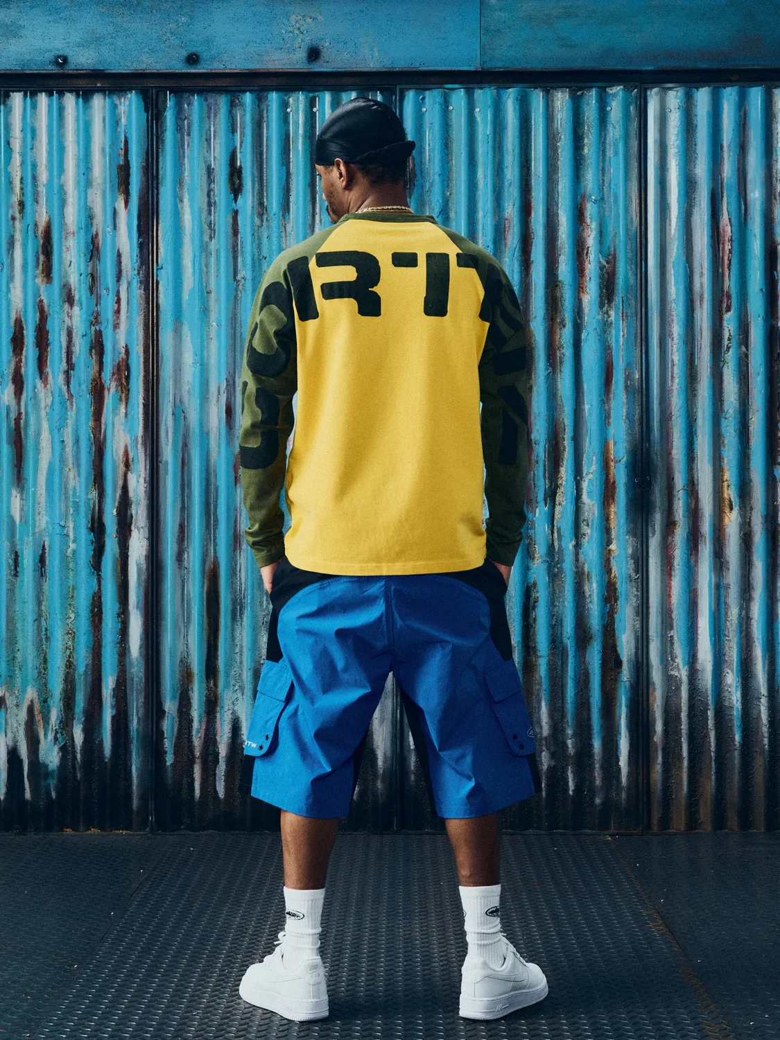 Corteiz Stencil Raglan Longsleeve Gold Olive 310g