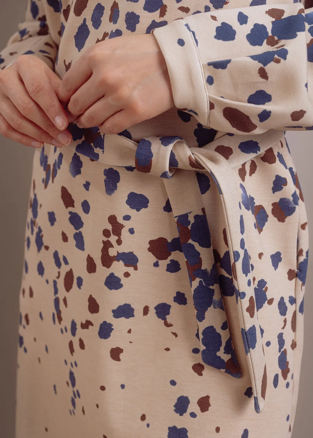 Senatex Leo-Print Lyocell Kleid Denim Dot Overall fließend