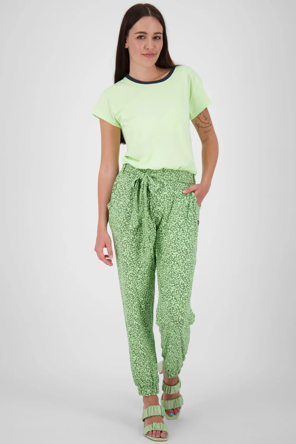 Alife & Kickin AliceAK Stoffhose Damen grün Print