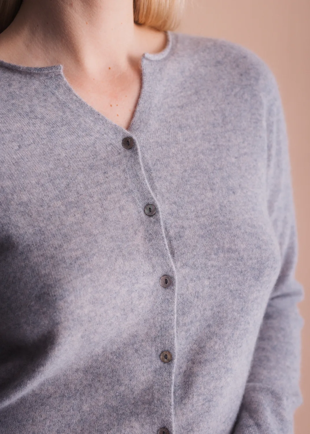 Senatex Strickjacke mit V-Ausschnitt Cardigan Navy Kaschmir