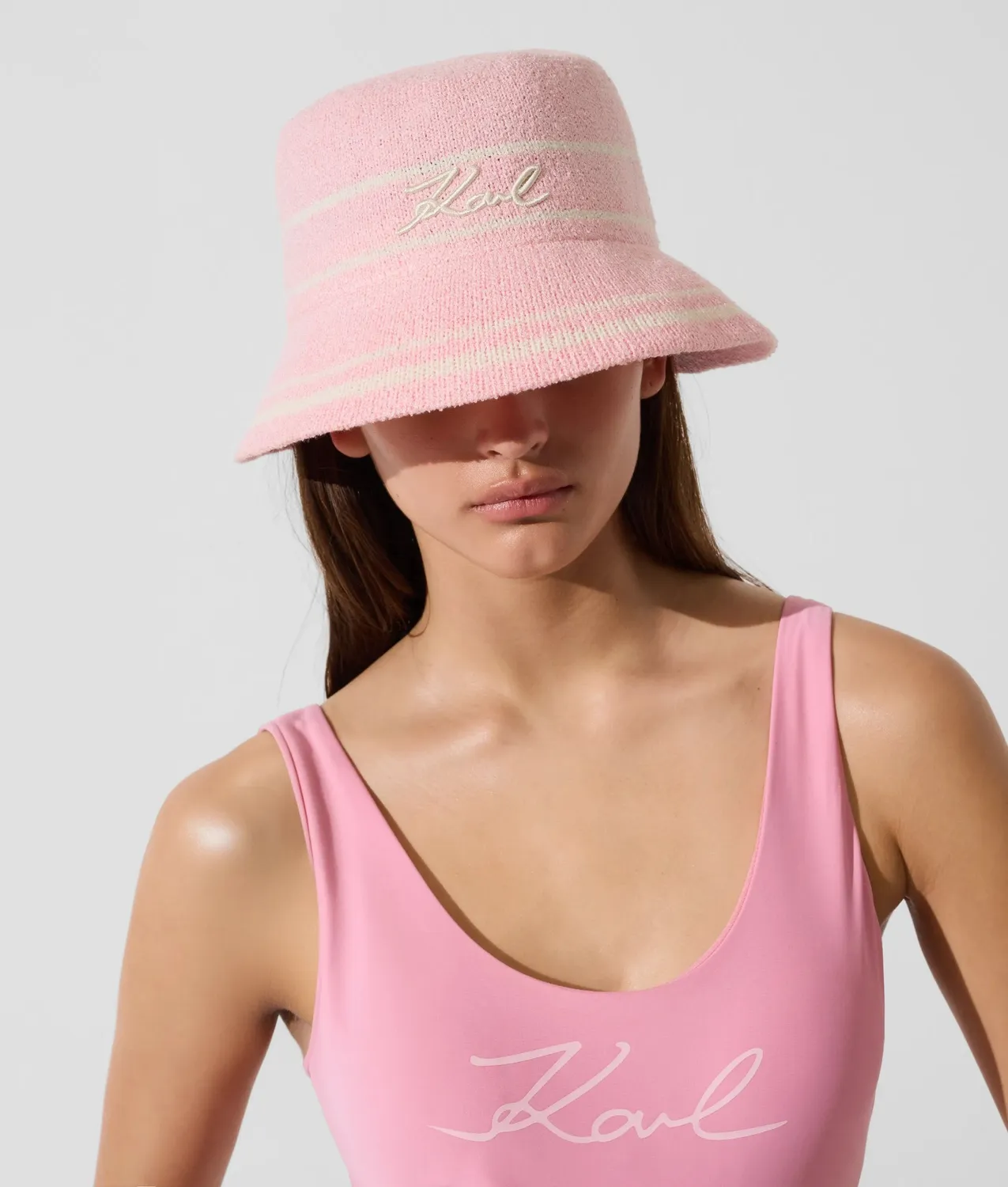 Karl Lagerfeld Signature Knit Bucket Hat Fischerhut