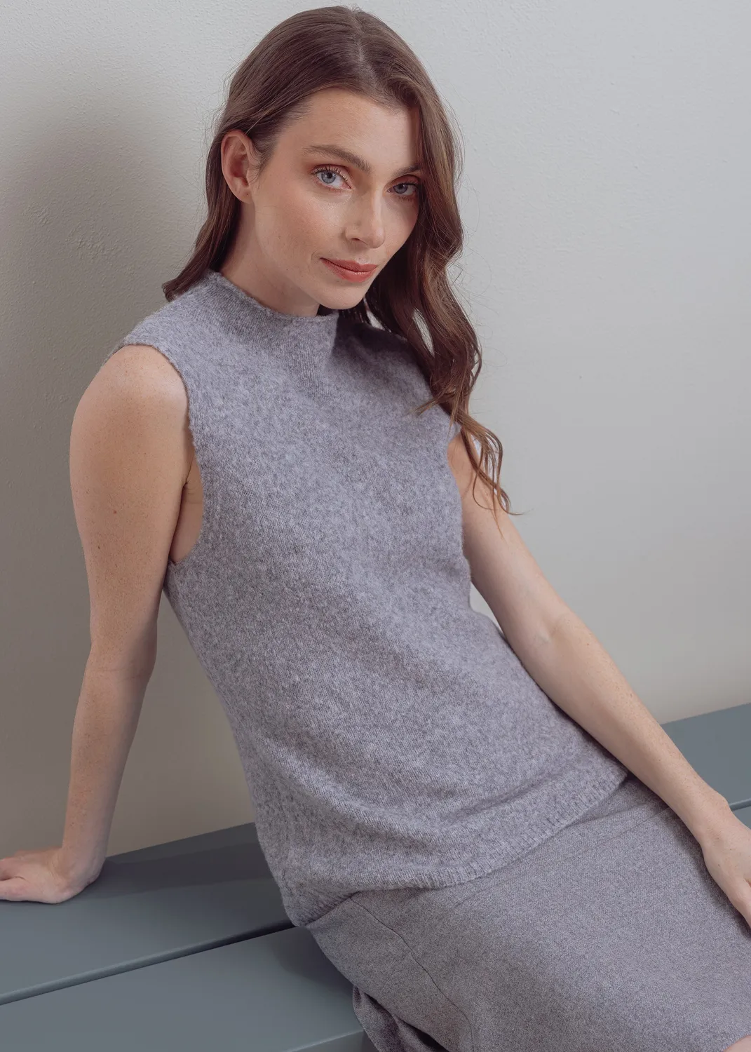 Senatex Stehkragenpullover ohne Ärmel Silver Woll-Yak