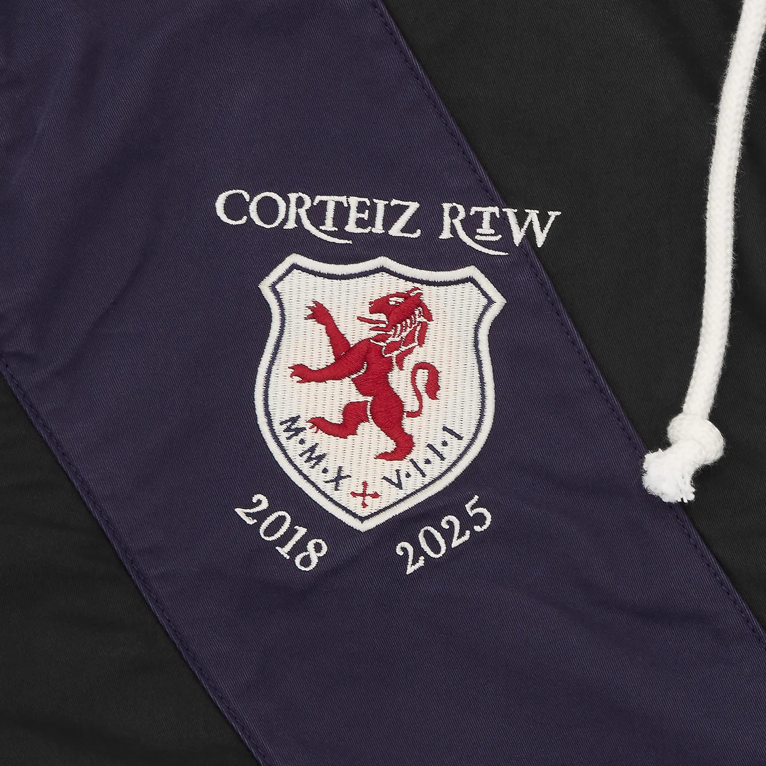 Corteiz Shield Crest Twill Jacke Schwarz