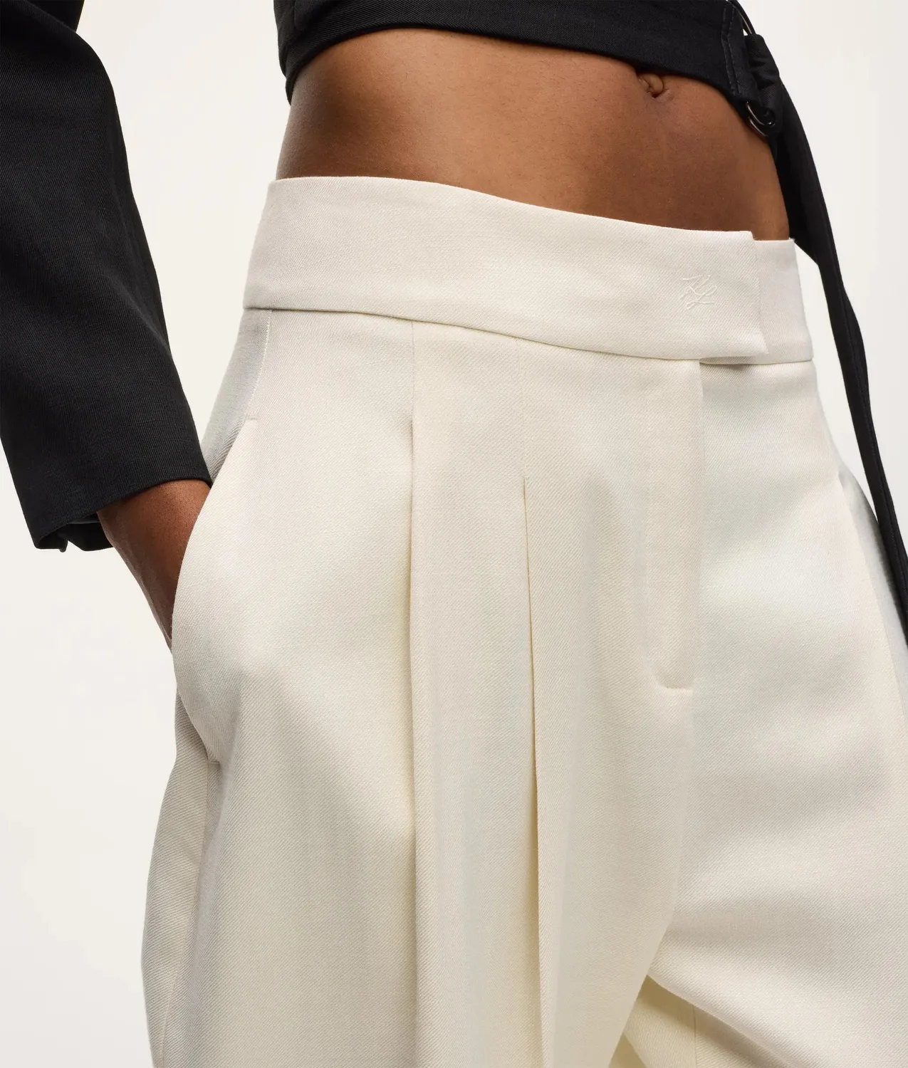 Karl Lagerfeld KL Studio Hose Barrel Leg