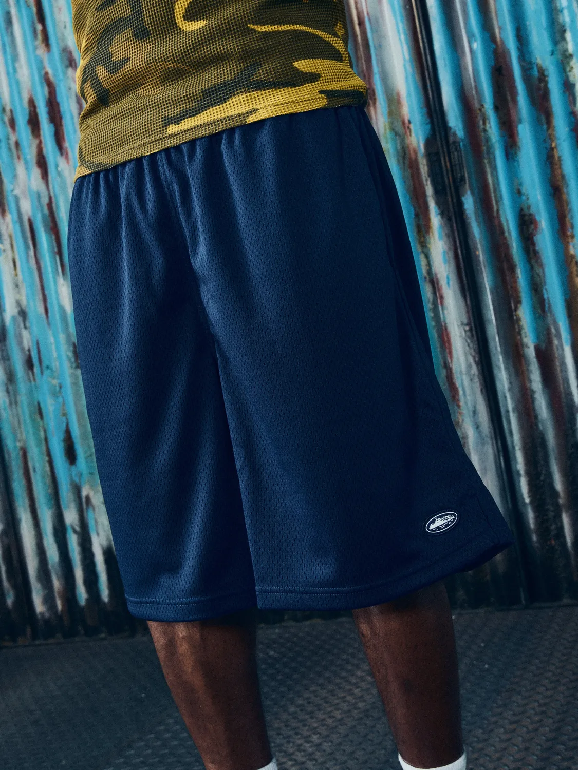 Corteiz Mini Island Mesh Shorts navy mit Reissverschluss