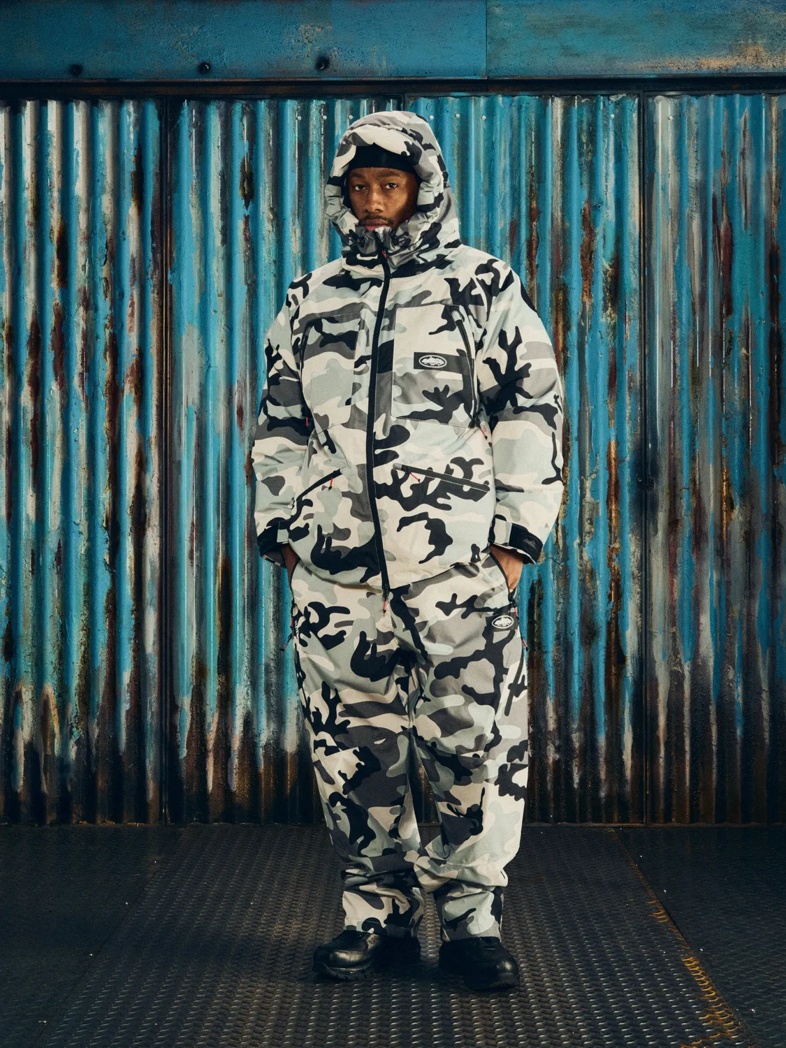 Corteiz Elitework Avalanche Bolo Parka arctic camo Daunen