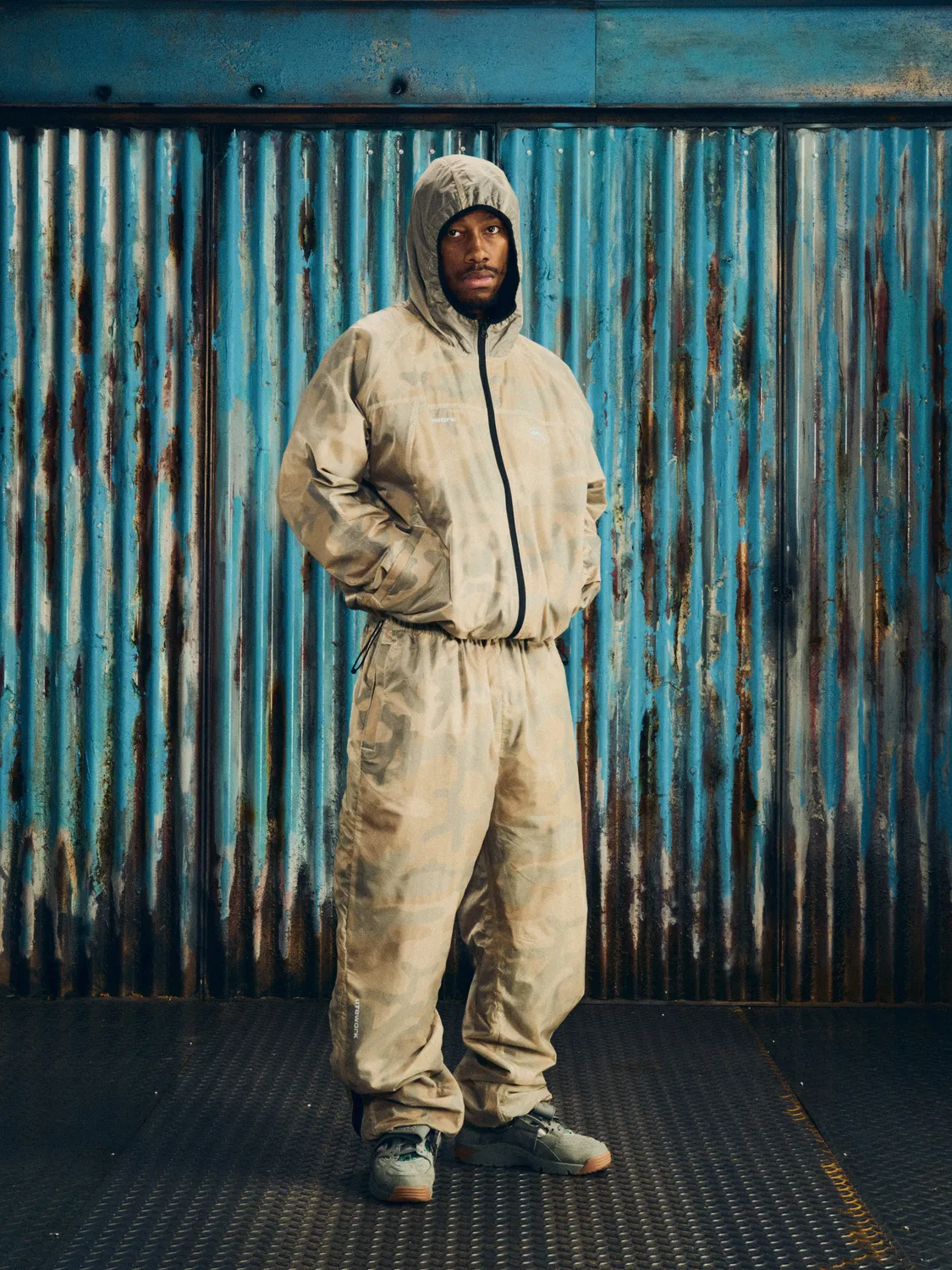 Corteiz Dual-Layer Litework Hose Desert Camo Wasserabweisend