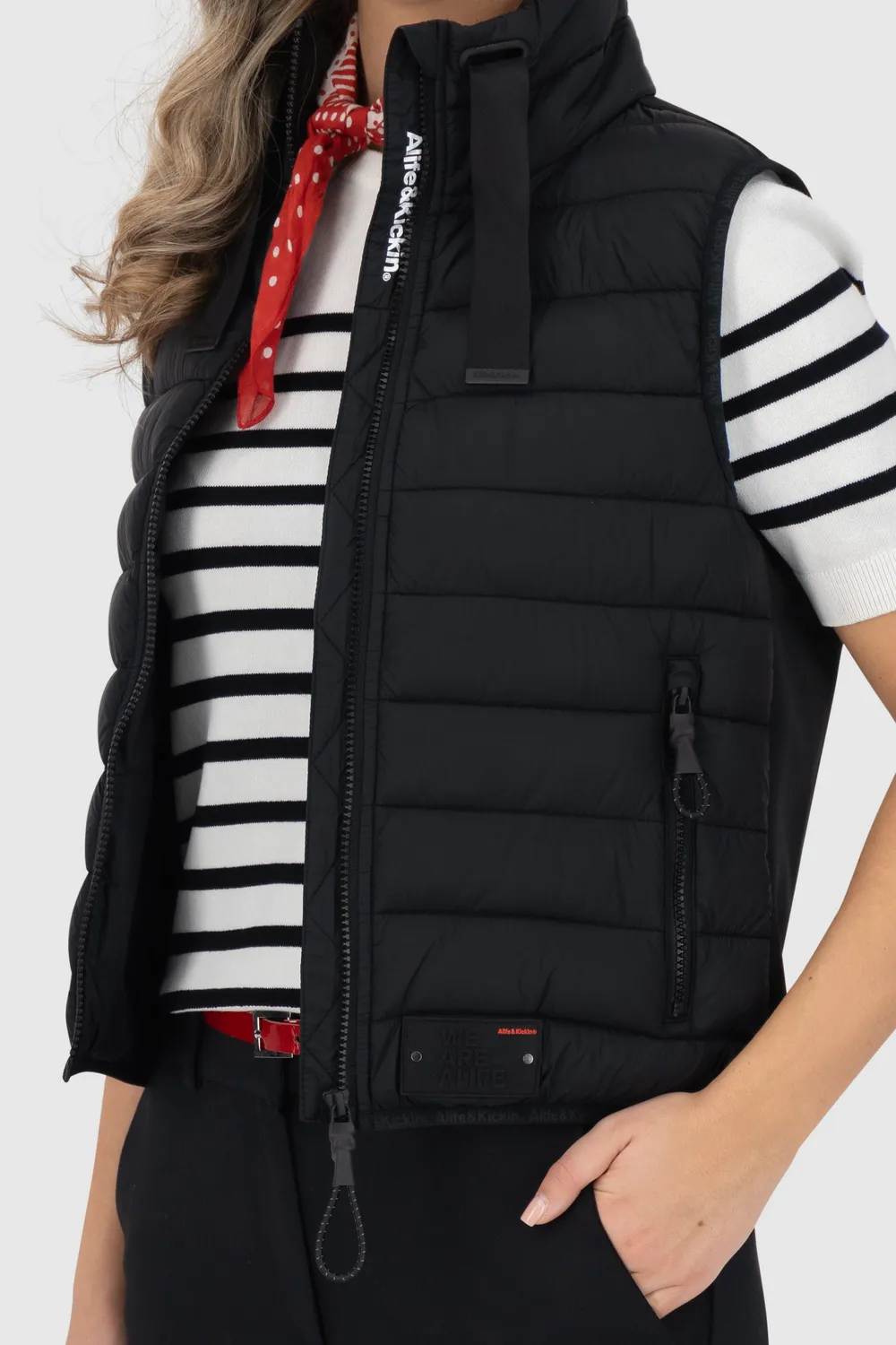 Alife & Kickin RujaAK A Weste Schwarz Hybrid Stepp