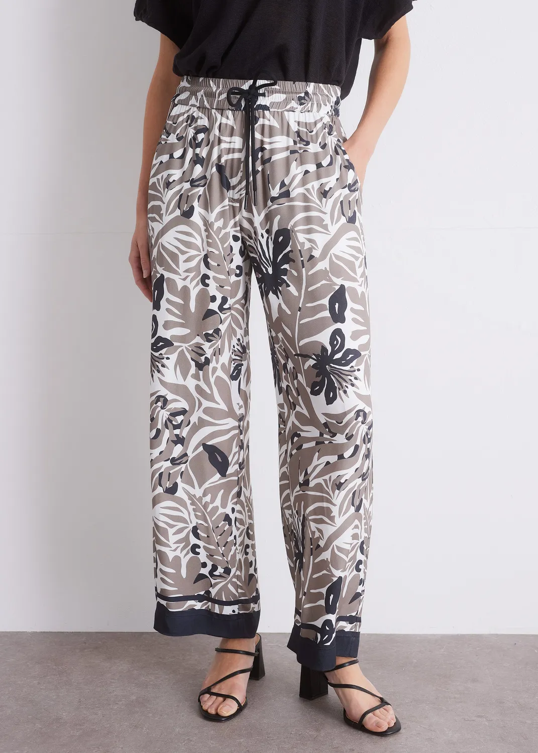 Senatex gemusterte Hose aus Viskose Tropical Shadow luftig
