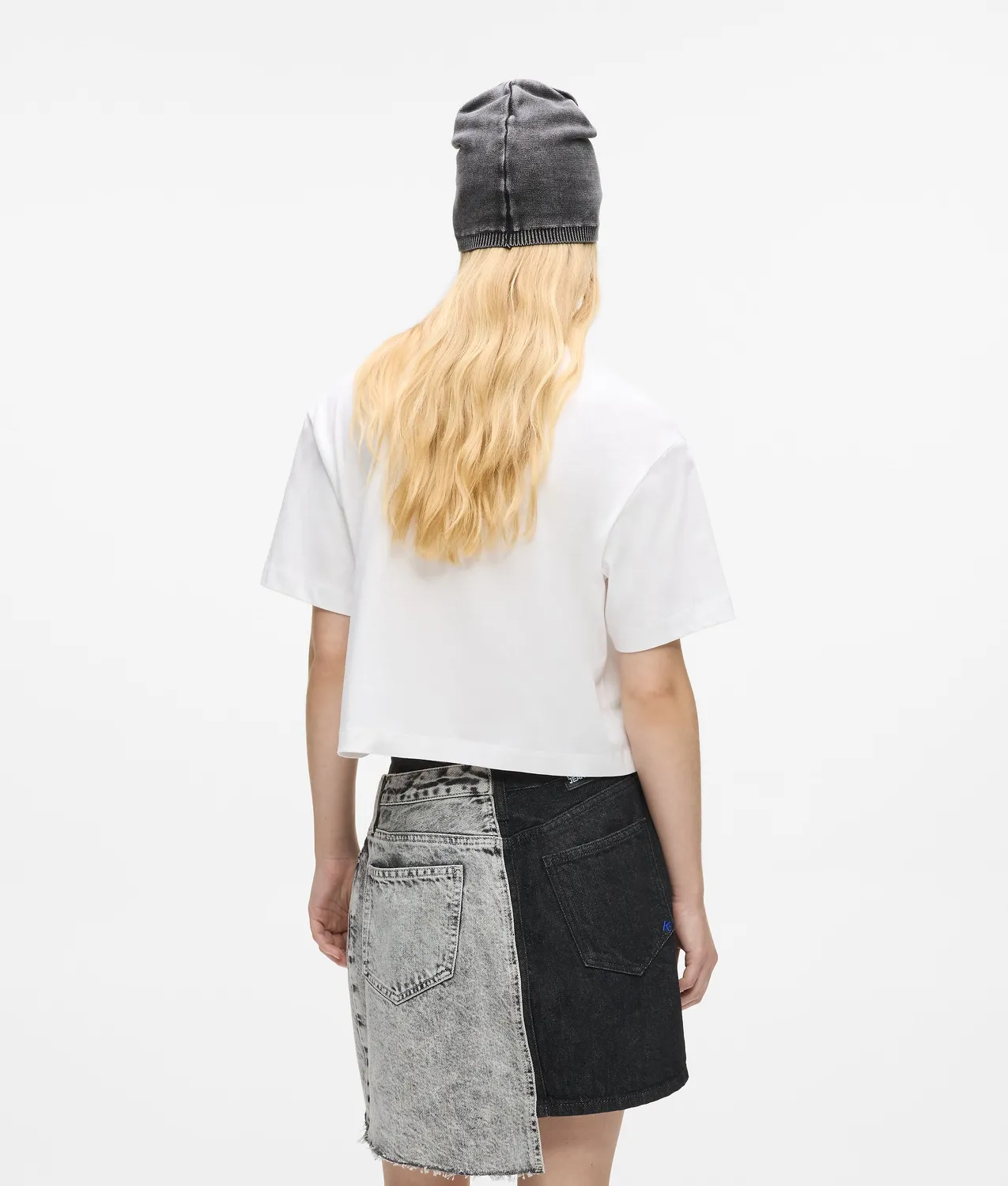 Karl Lagerfeld Jeans Cropped Graffiti T-Shirt weiss