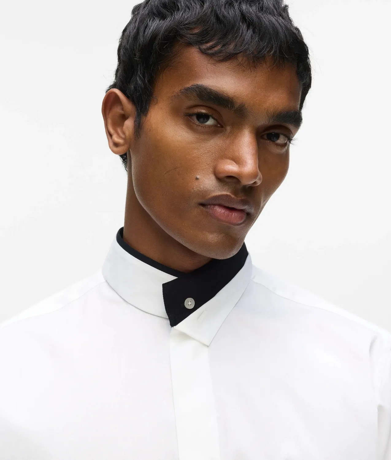 Karl Lagerfeld Contrast Detail Hemd Schwarz 15-18