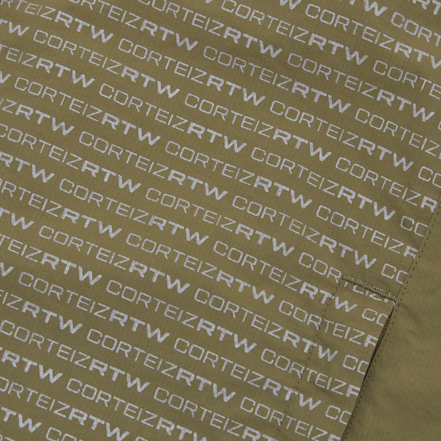 Corteiz Static Shuku Jacke Olive Nylon