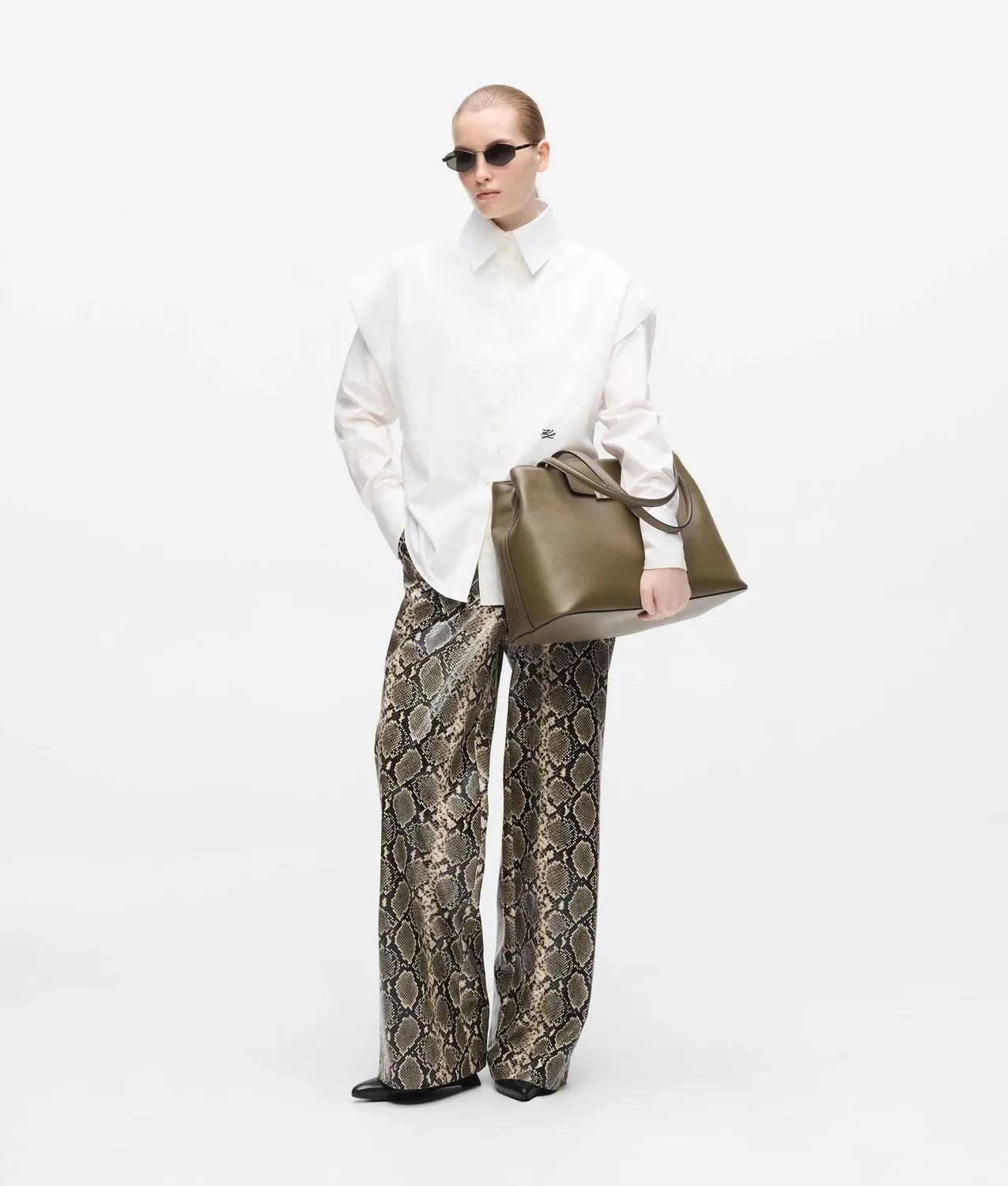 Karl Lagerfeld Rue St-Guillaume Tote Laptop Metallplakette