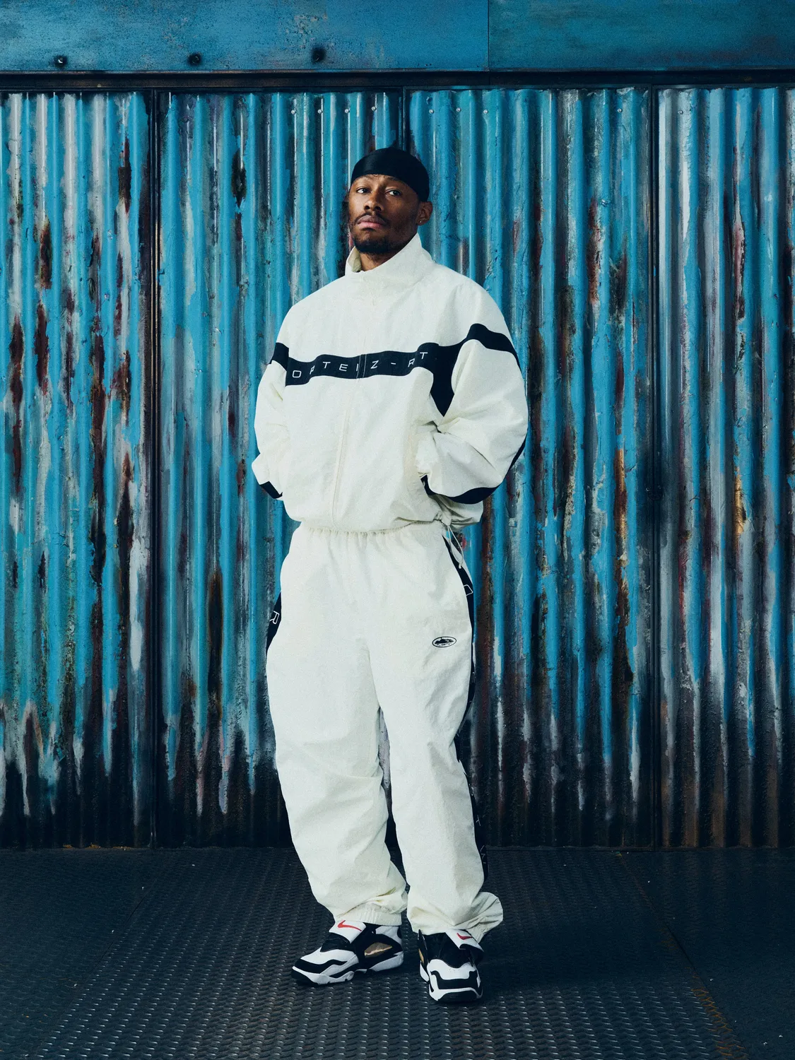 Corteiz Strata Shuku Pant Hose Off White Nylon