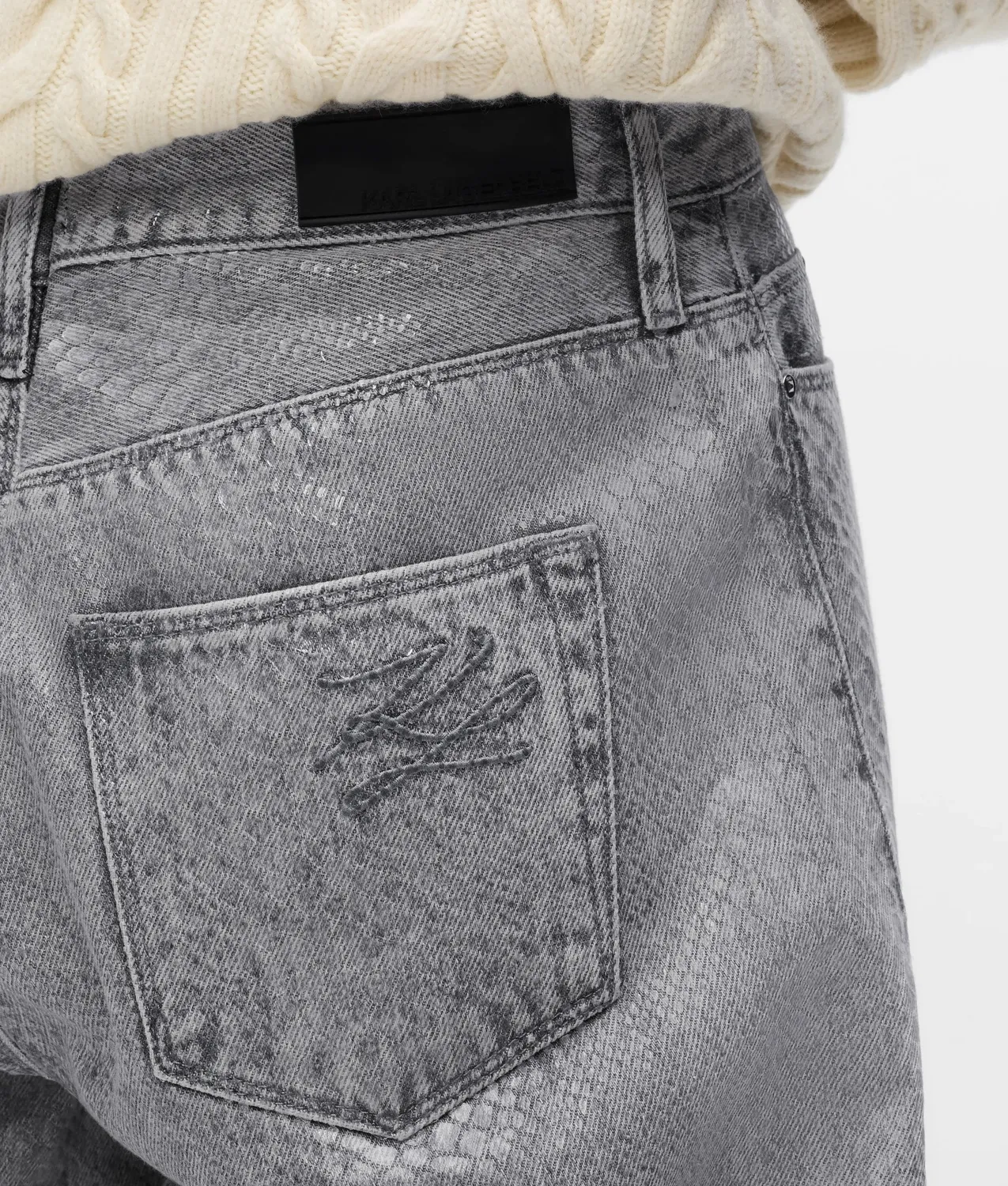 Karl Lagerfeld Barrel-Leg Jeans Coated Python 24-30